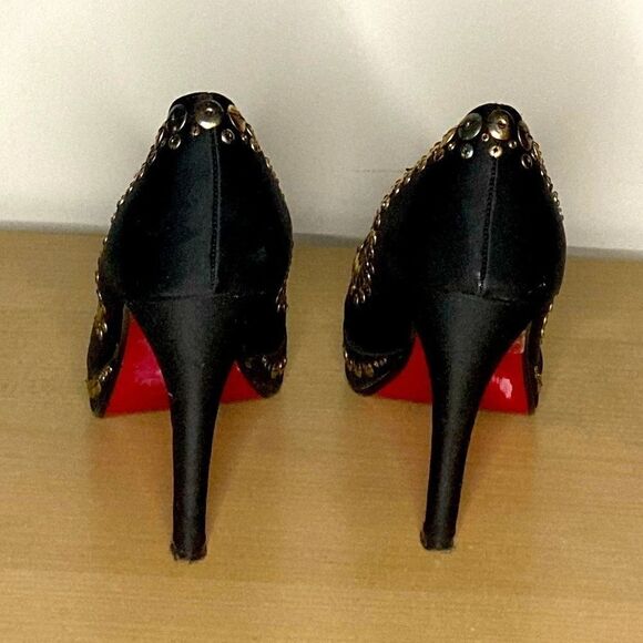 🌷le Chateau🌷Gorgeous Black Rhinestone Studded Pumps With Red Sole Gold Insole  - Picture 5 of 9